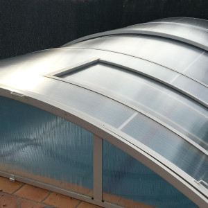 Cubiertas para piscinas en Madrid — La Fábrica de Toldos y Persianas